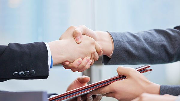 致远互联,深圳免税集团,智能决策